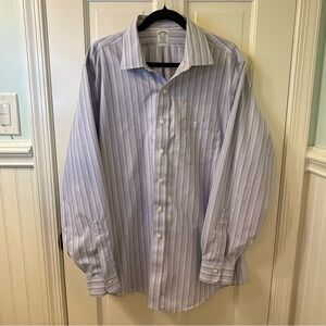 Brooks Brothers Blue and White Dress Shirt Classic Business Style